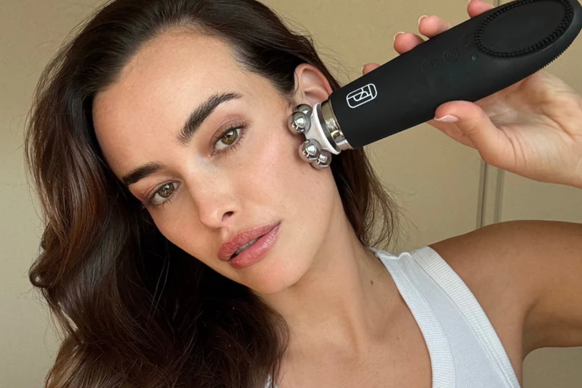Sarah Stephens’ Secret for a Sculpted-Looking Face