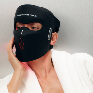 what does a damaged skin barrier look like